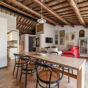Apartment Banchi Vecchi With Terrace, Rome
