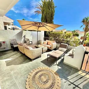 https://white-house-in-golf-paradise.in-canary-islands.com